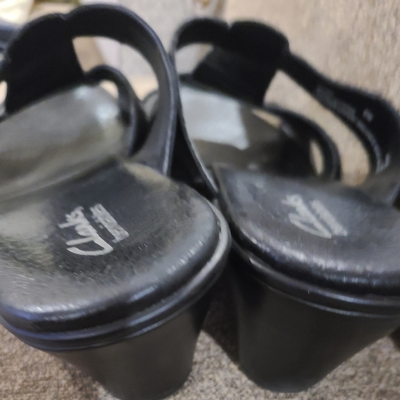 Clarks Bendables Black Wedge Sandal size 9 - Picture 4 of 12